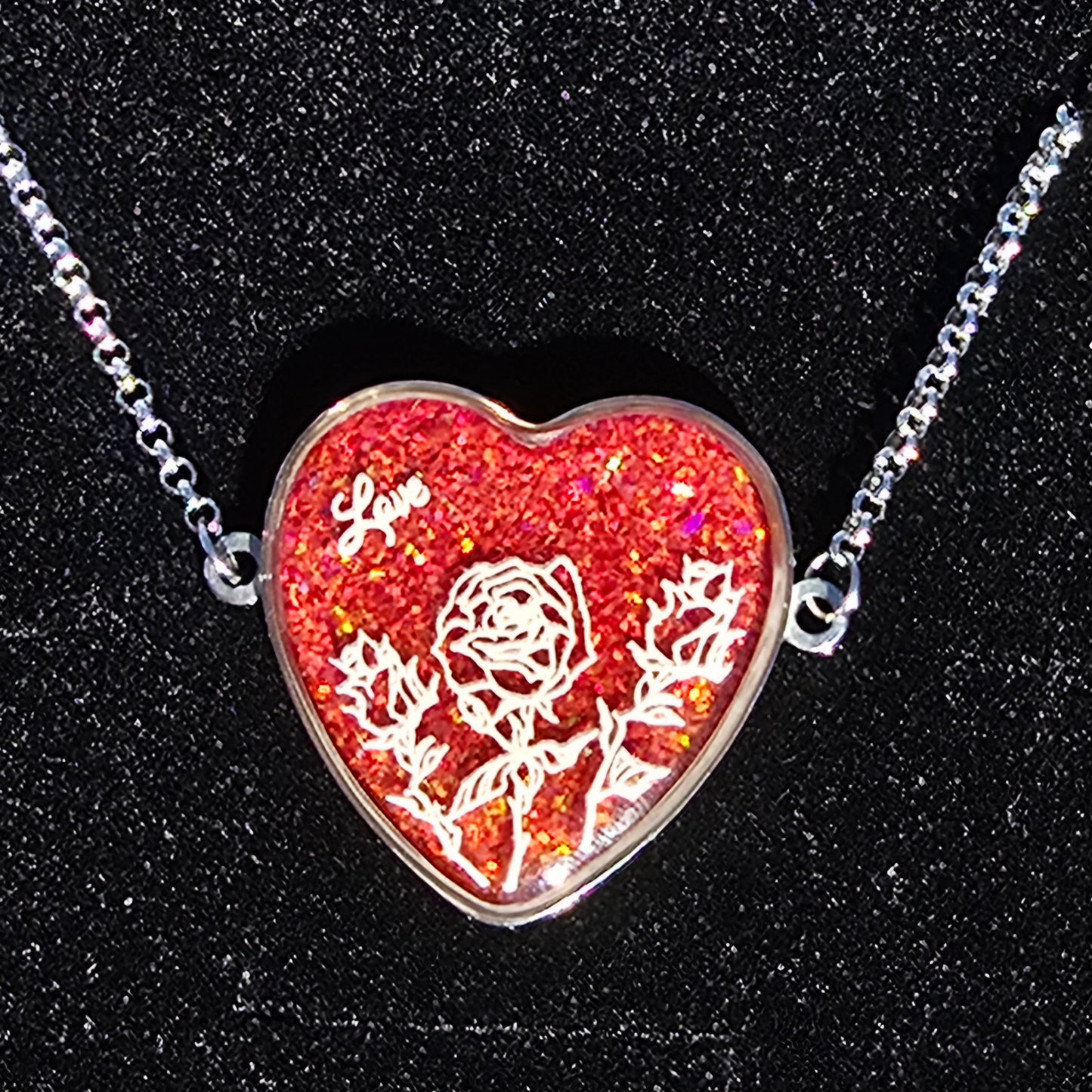 Necklace-Lg-Hearts