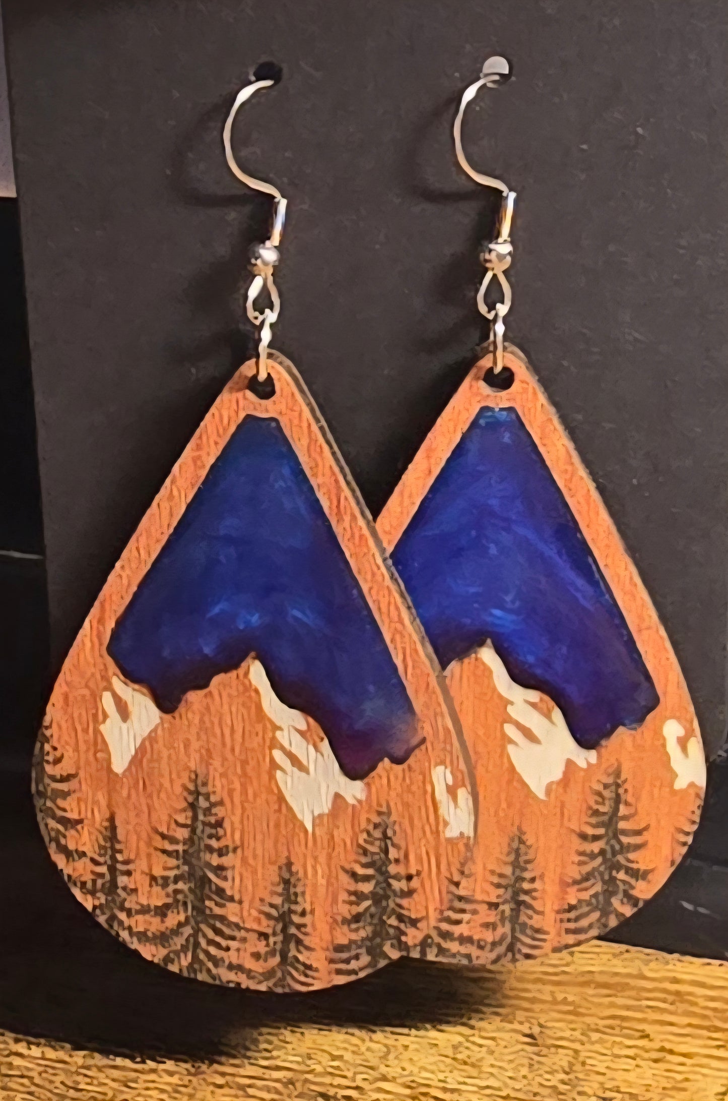 ACR-Resin-Wood
