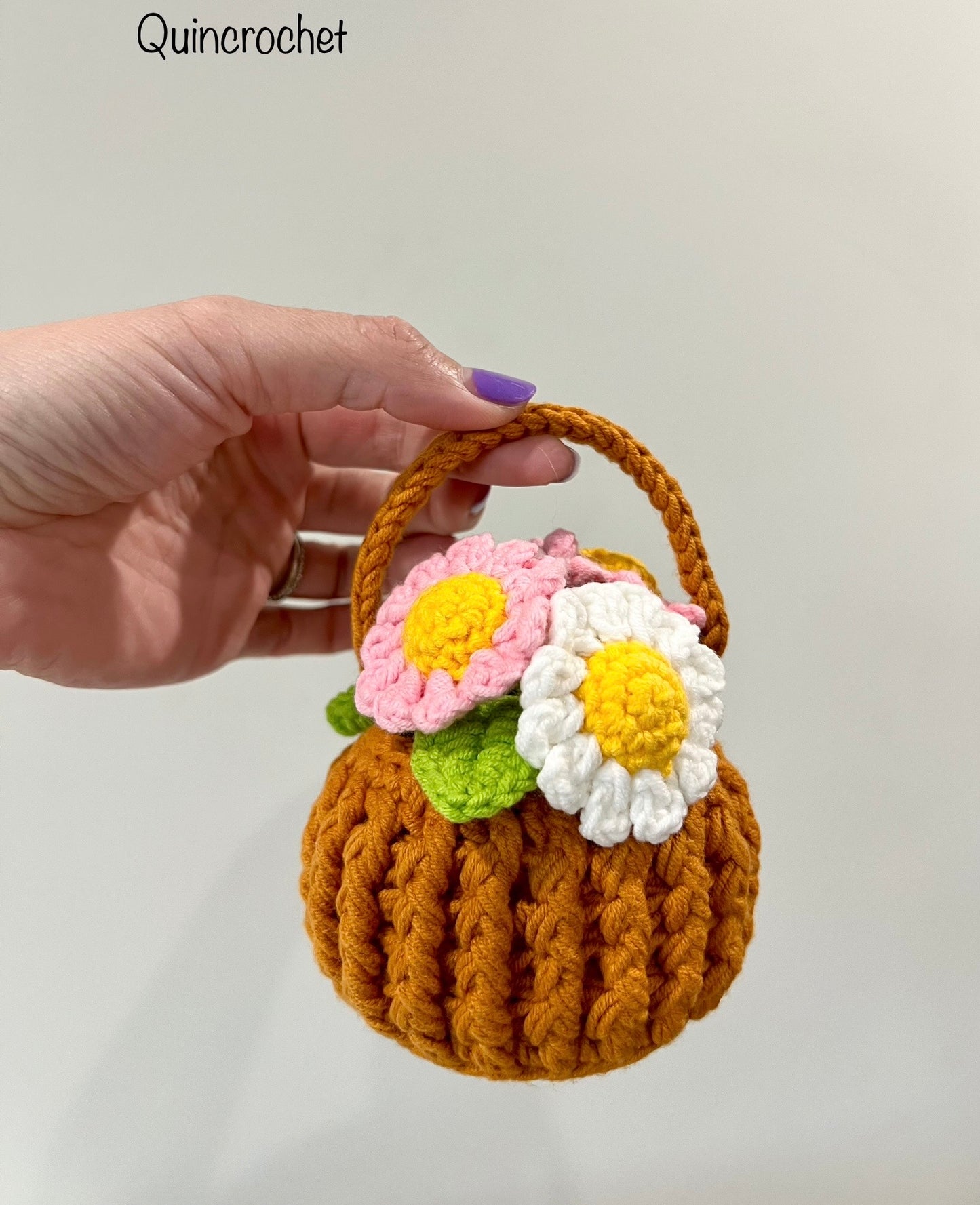 Crochet Daisy basket