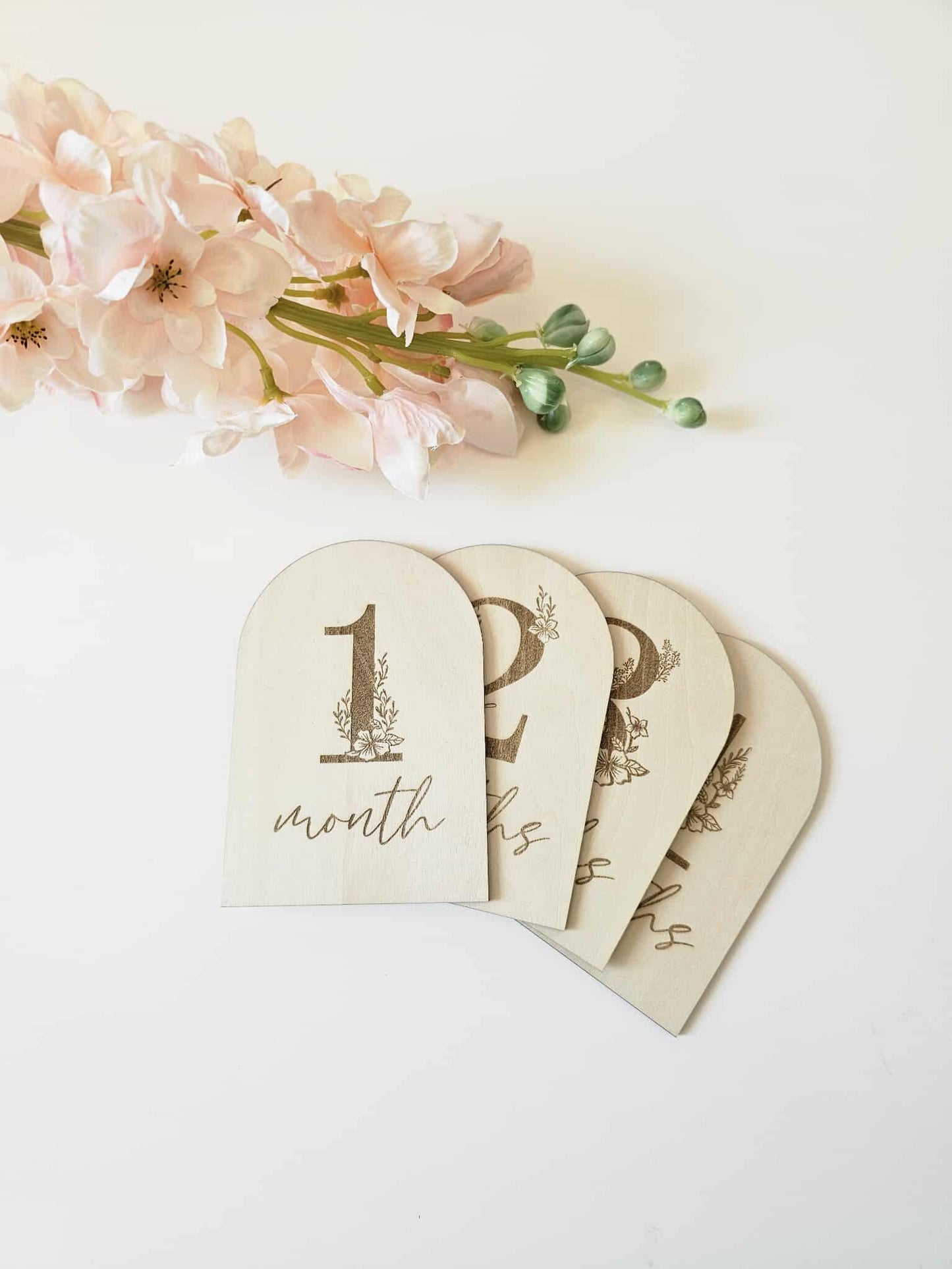 Floral Number Milestone Marker- Oak and Rose