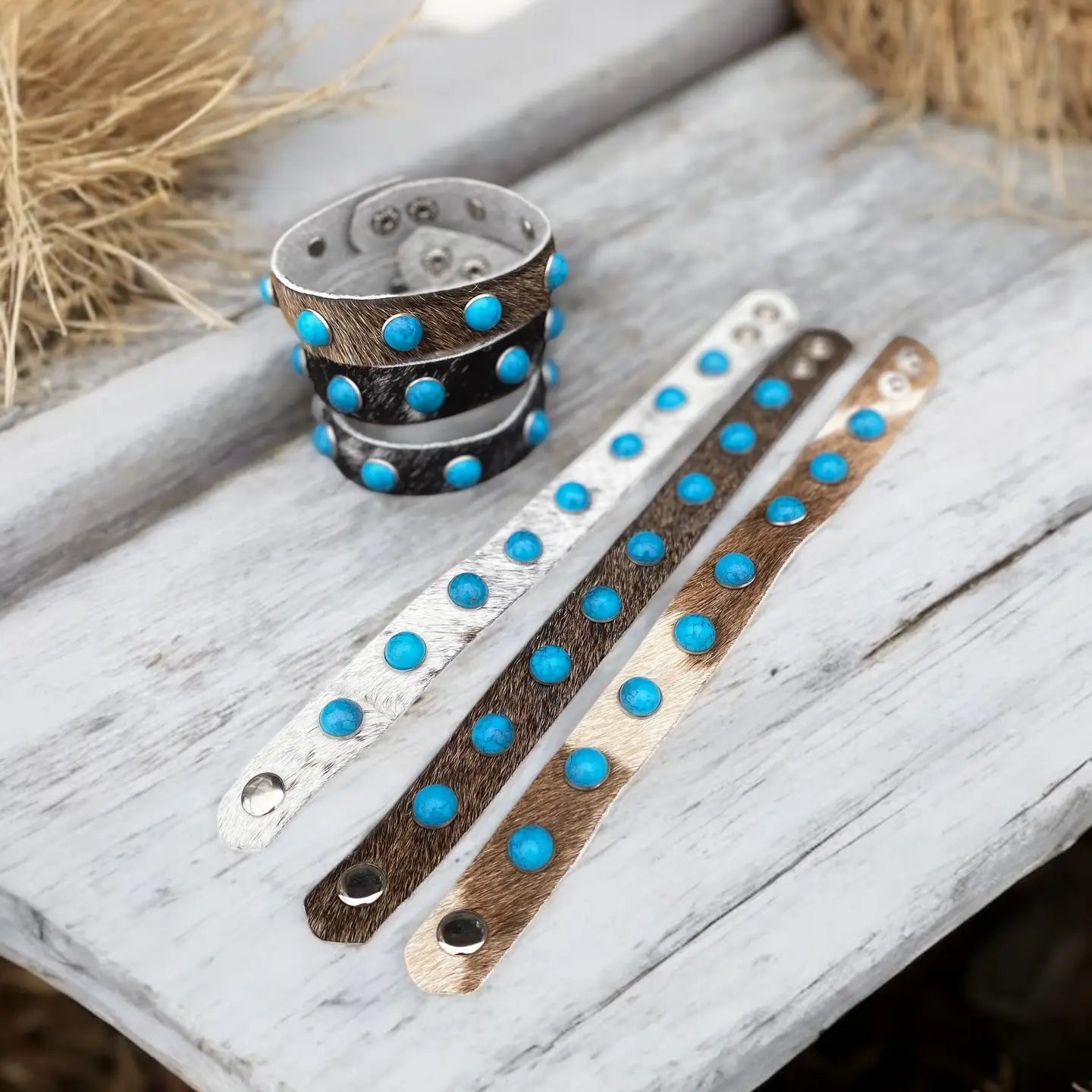 COW HIDE STONE BRACLET