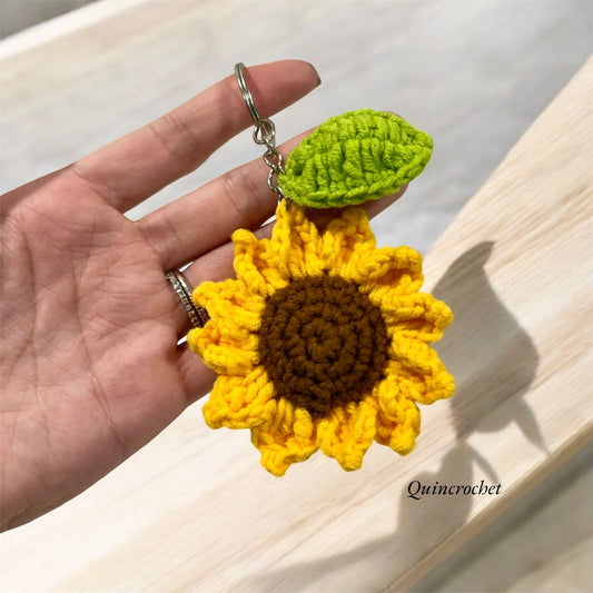 crochet flower keychain