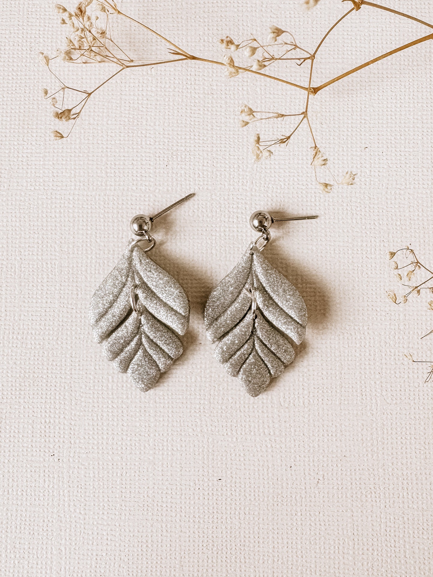 Holiday Leaves- DesertReign