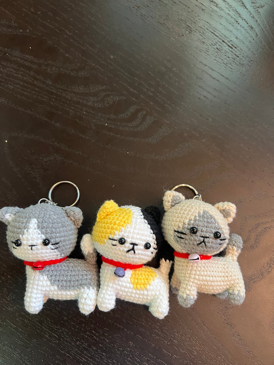 Cute kitten keychain