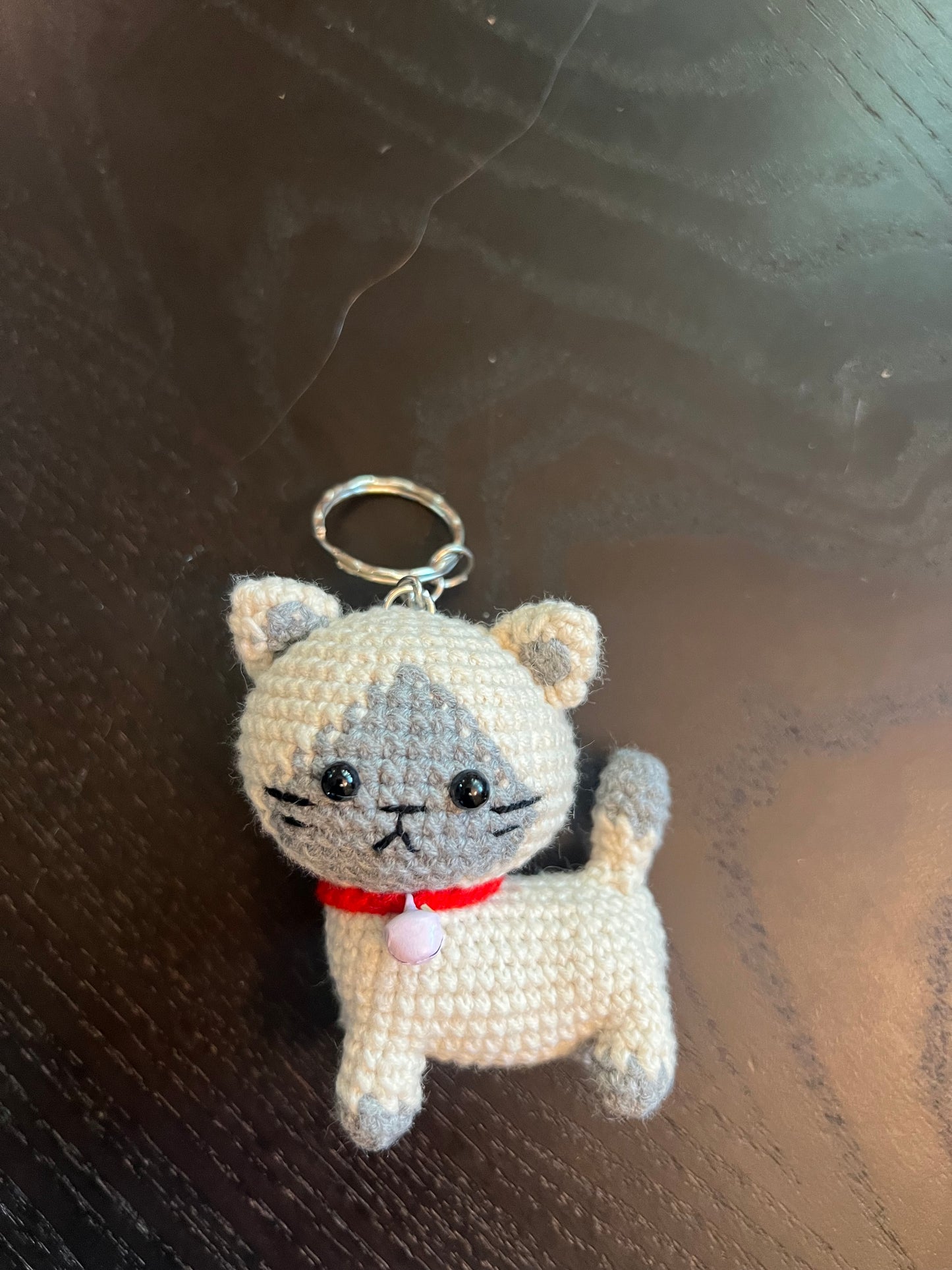 Cute kitten keychain