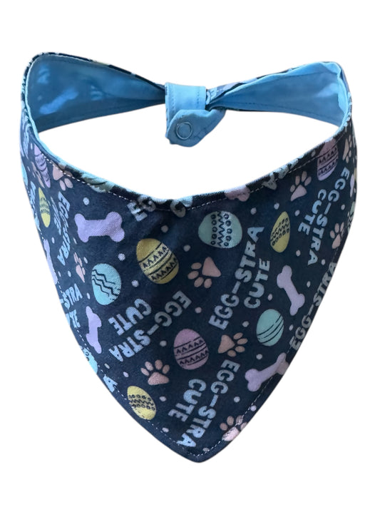 Egg-Straa dog bandana