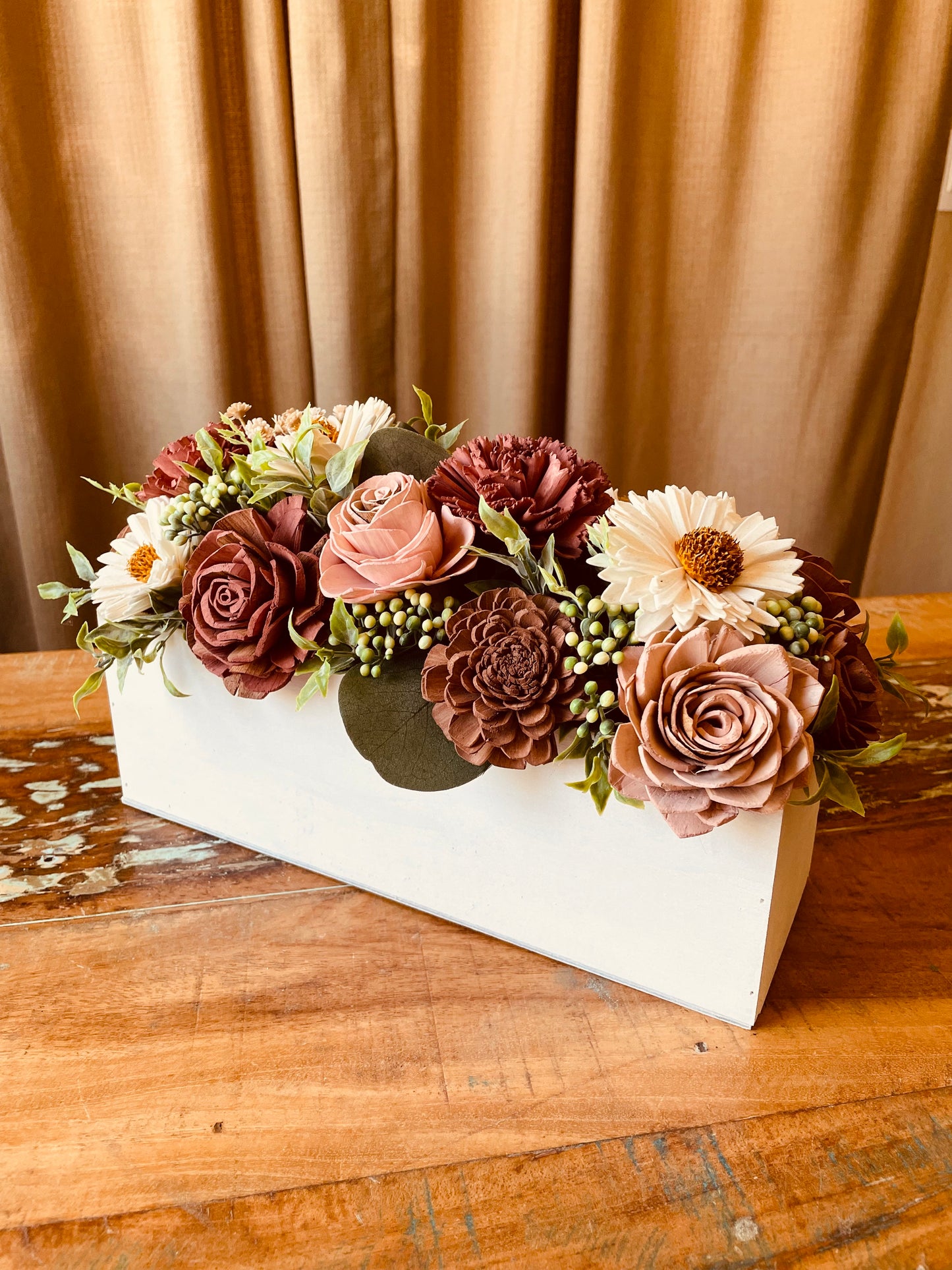 Pinkies and Daisies Box - LUNA WOOD FLOWERS