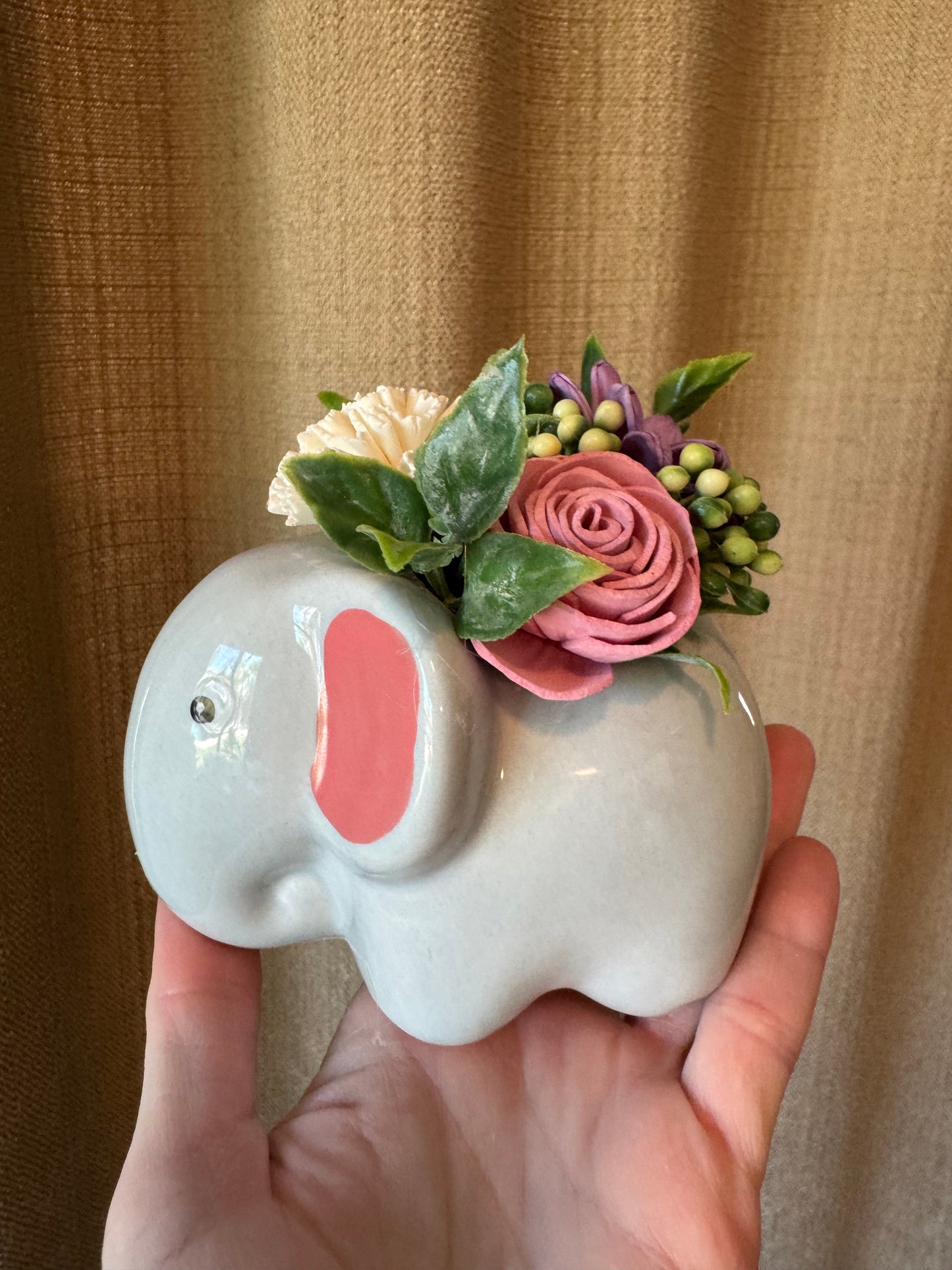 $19 Elephant - LUNA WOOD FLOWERS