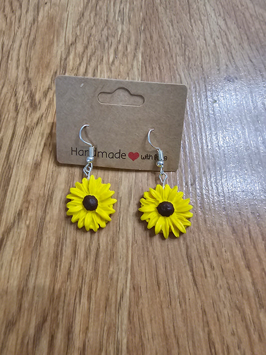 Earrings Sunflower Pasta  @amorfashionshop