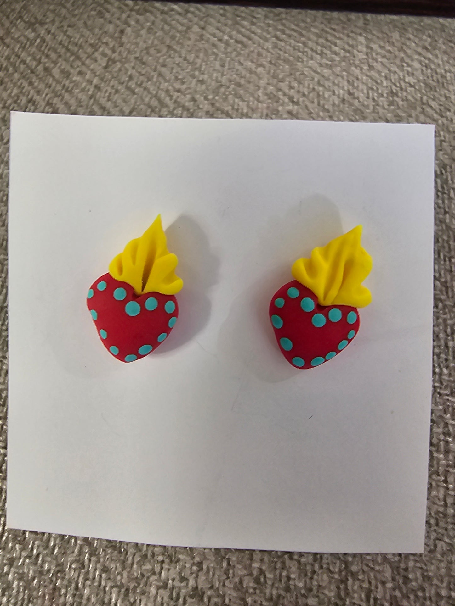 Earrings - Corazón Sagrado Studs @amorfashionshop