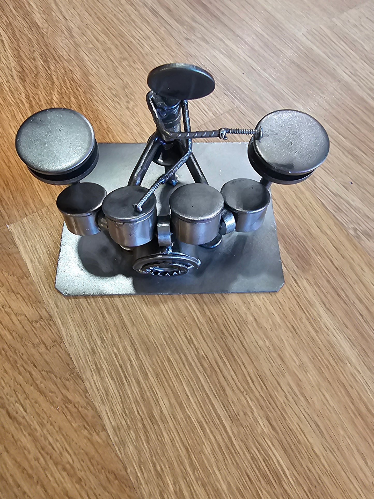 Scrap Metal Drumer @amorfashionshop.com