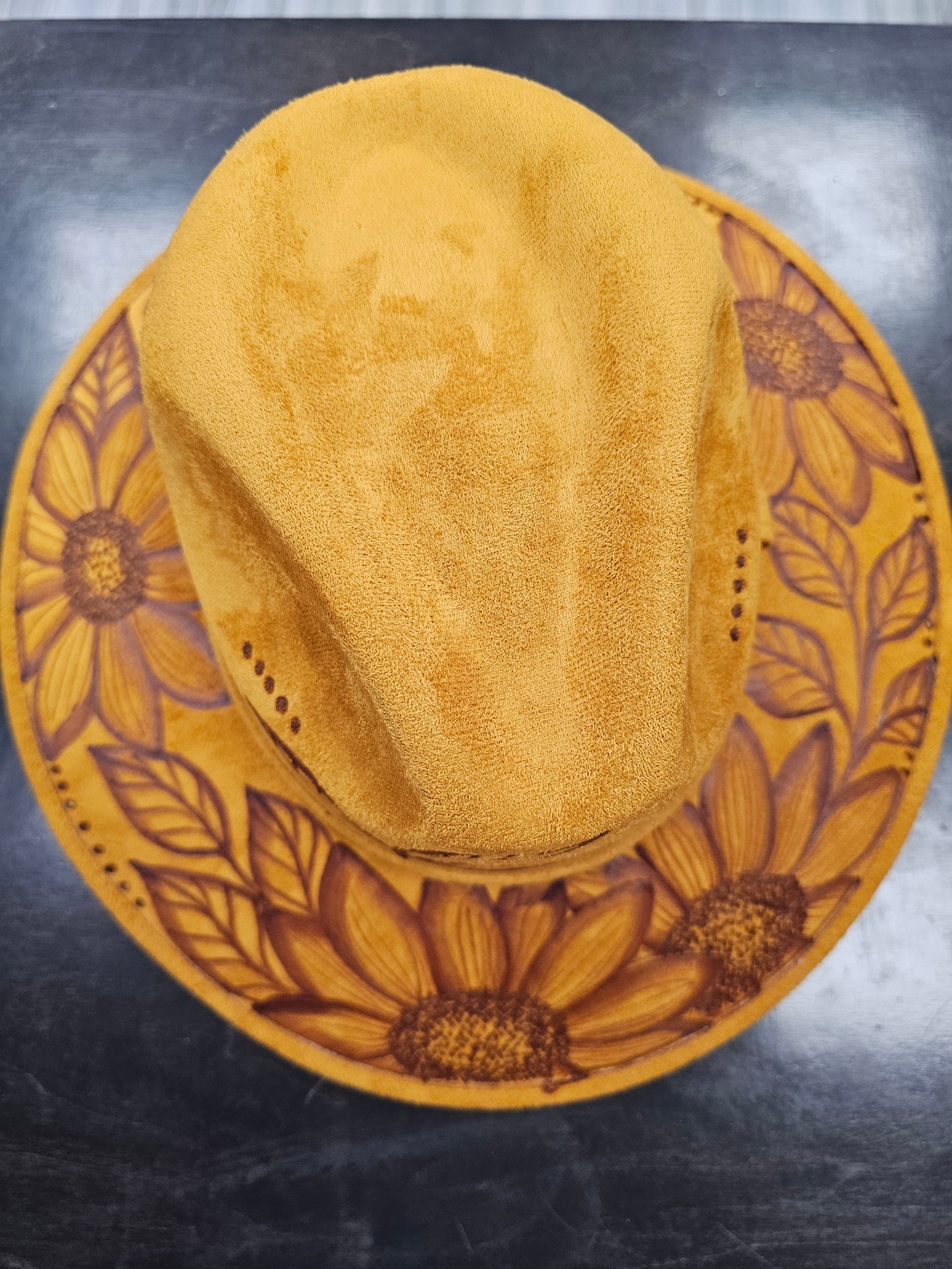 Hat Suede Burnt Explorer @amorfashionshop.com