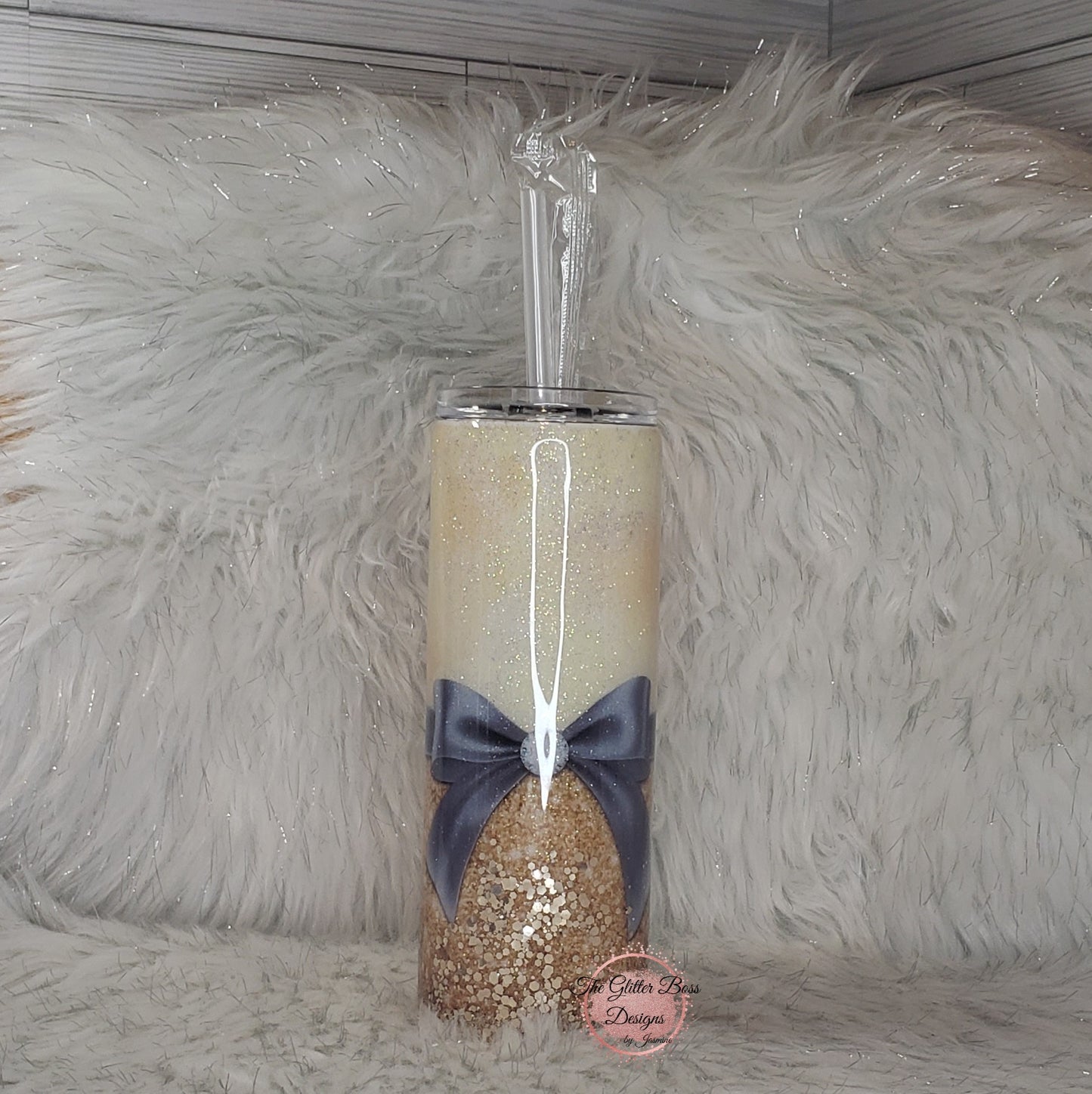 Present with Bow - 20 oz Skinny - Glitter Boss