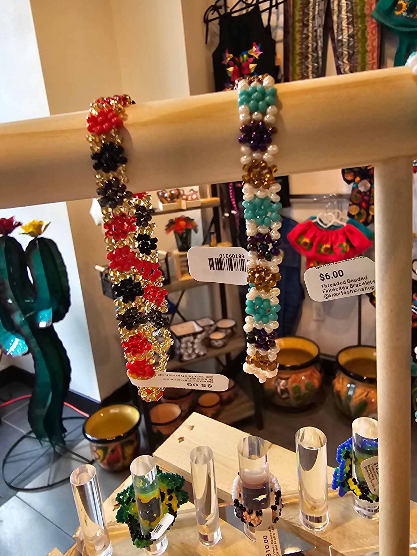 Bracelets Beaded Florecita @amorfashionshop.com