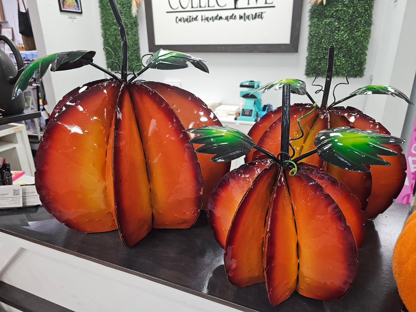 1 Metal Medium Punkin Biznagas @amorfashionshop