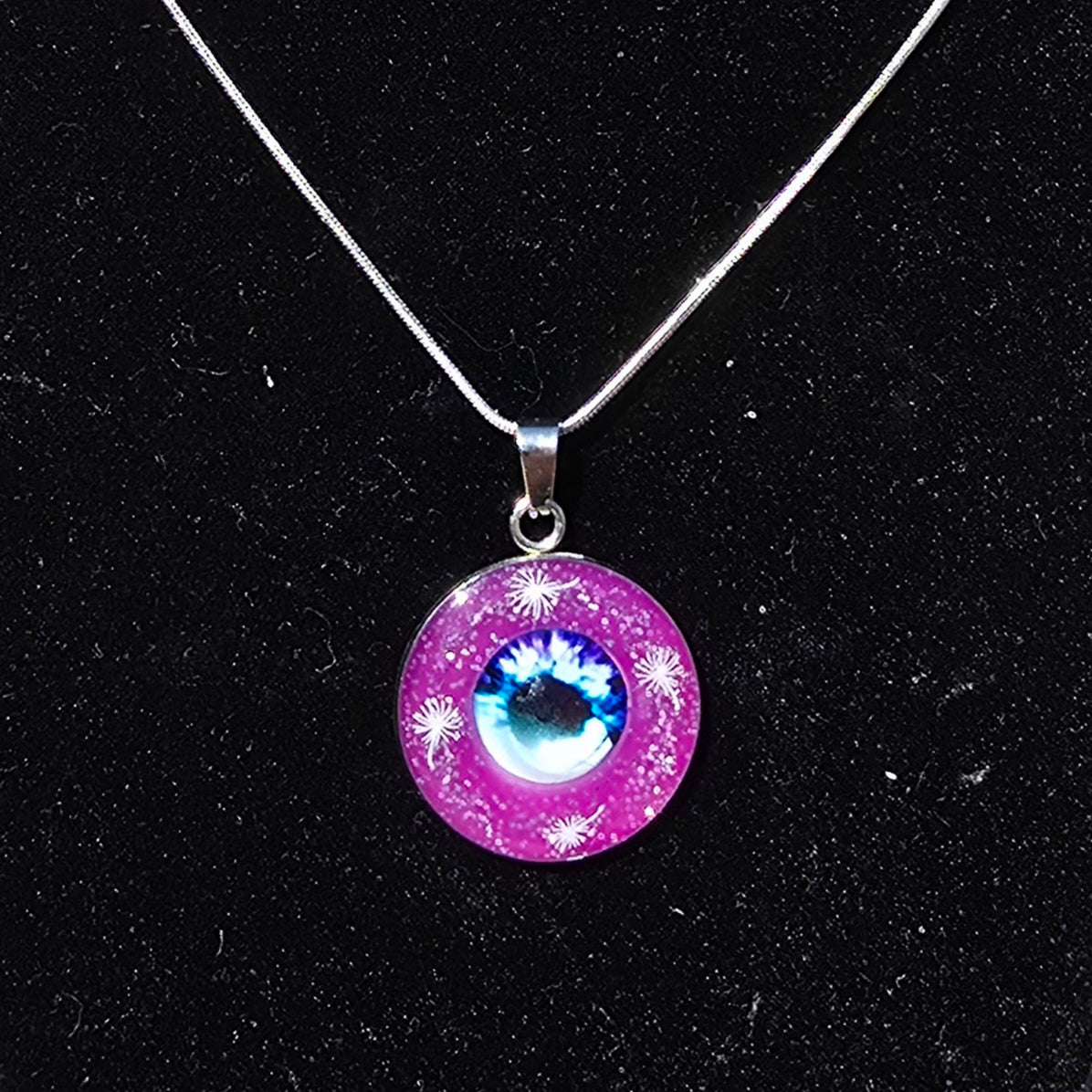 ACR-LG-RND-NECKLACE