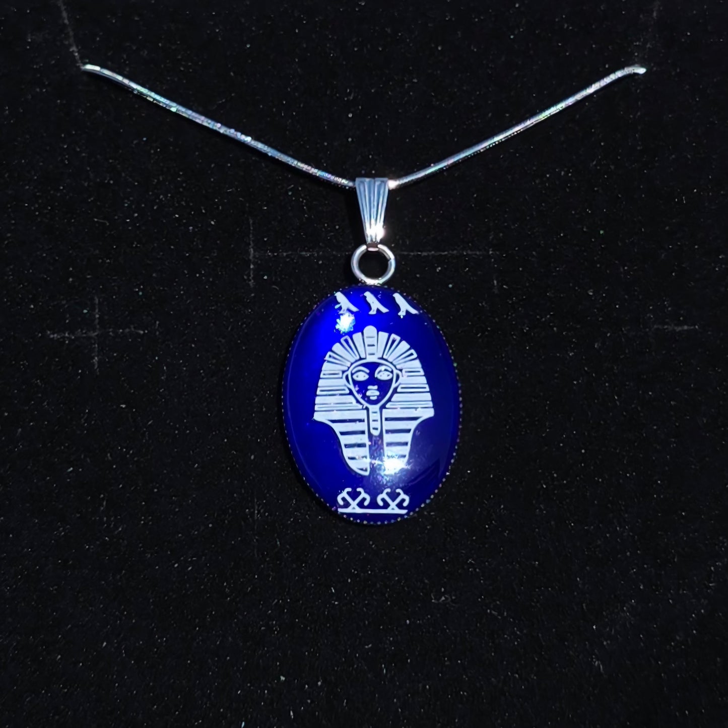 ACR-Necklace-Oval