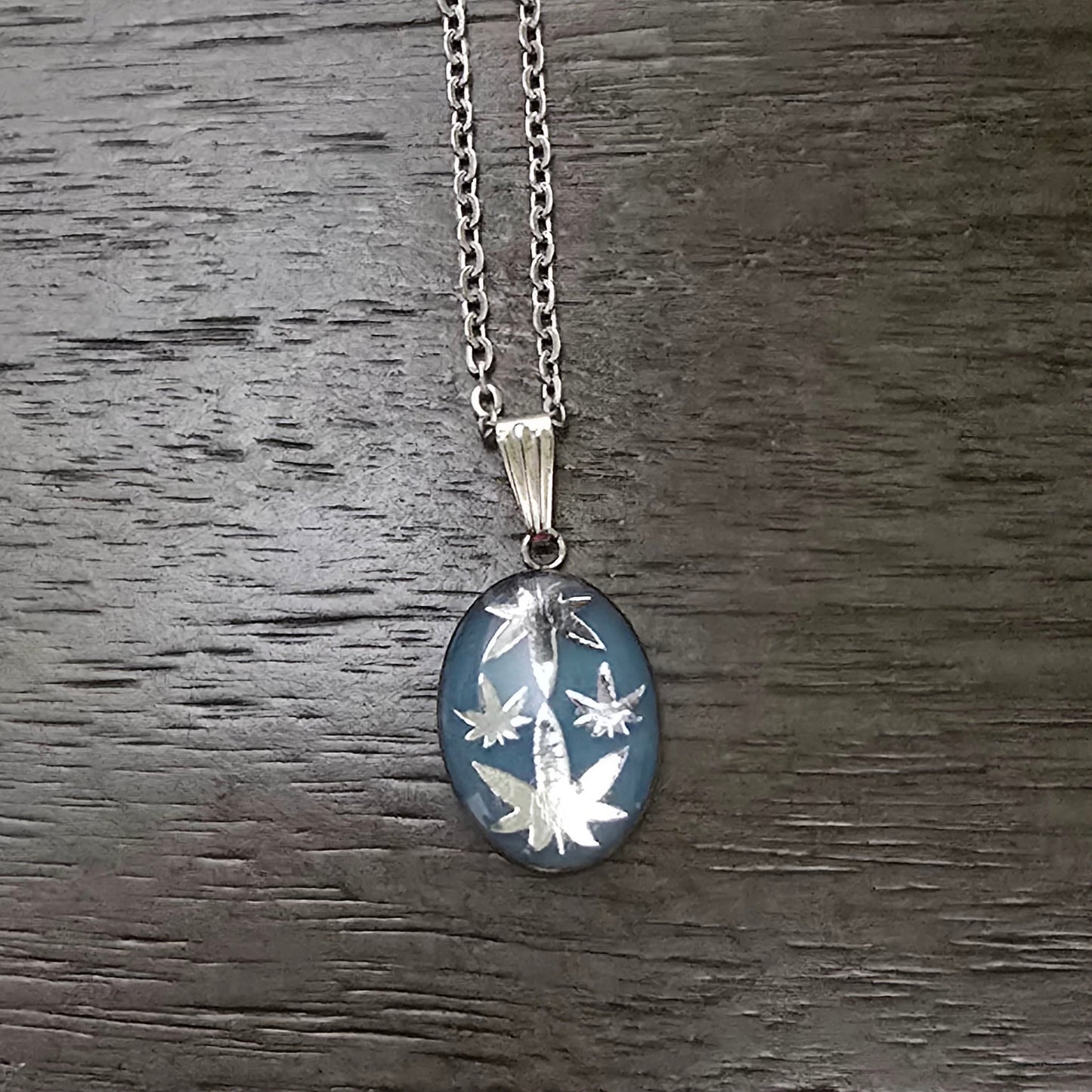 ACR-Necklace-MdOval
