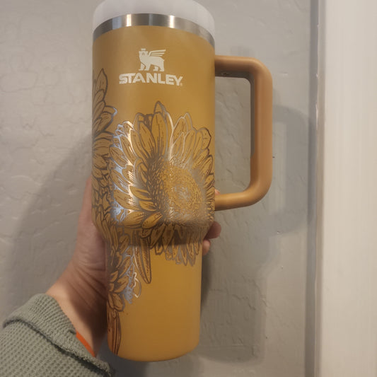 40 OZ Engraved Stanley Sunflower