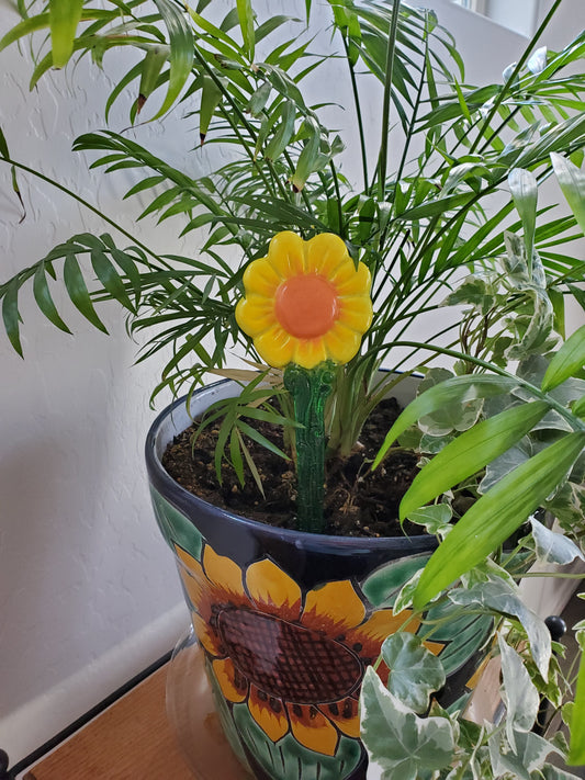 Plant Stake - Casted Daisy