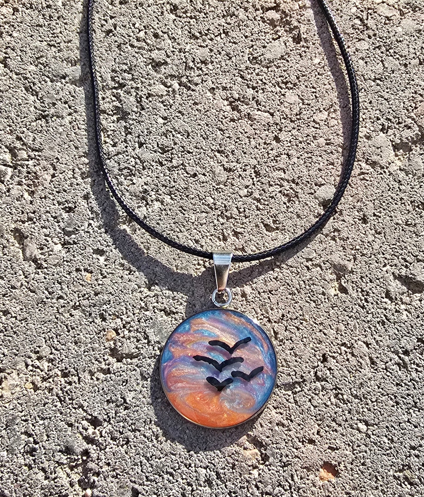 ACR-Rnd/blk- Necklace