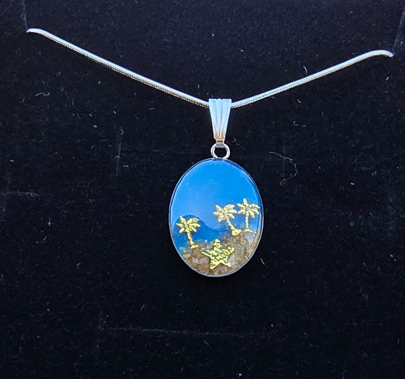 ACR-Necklace-MdOval