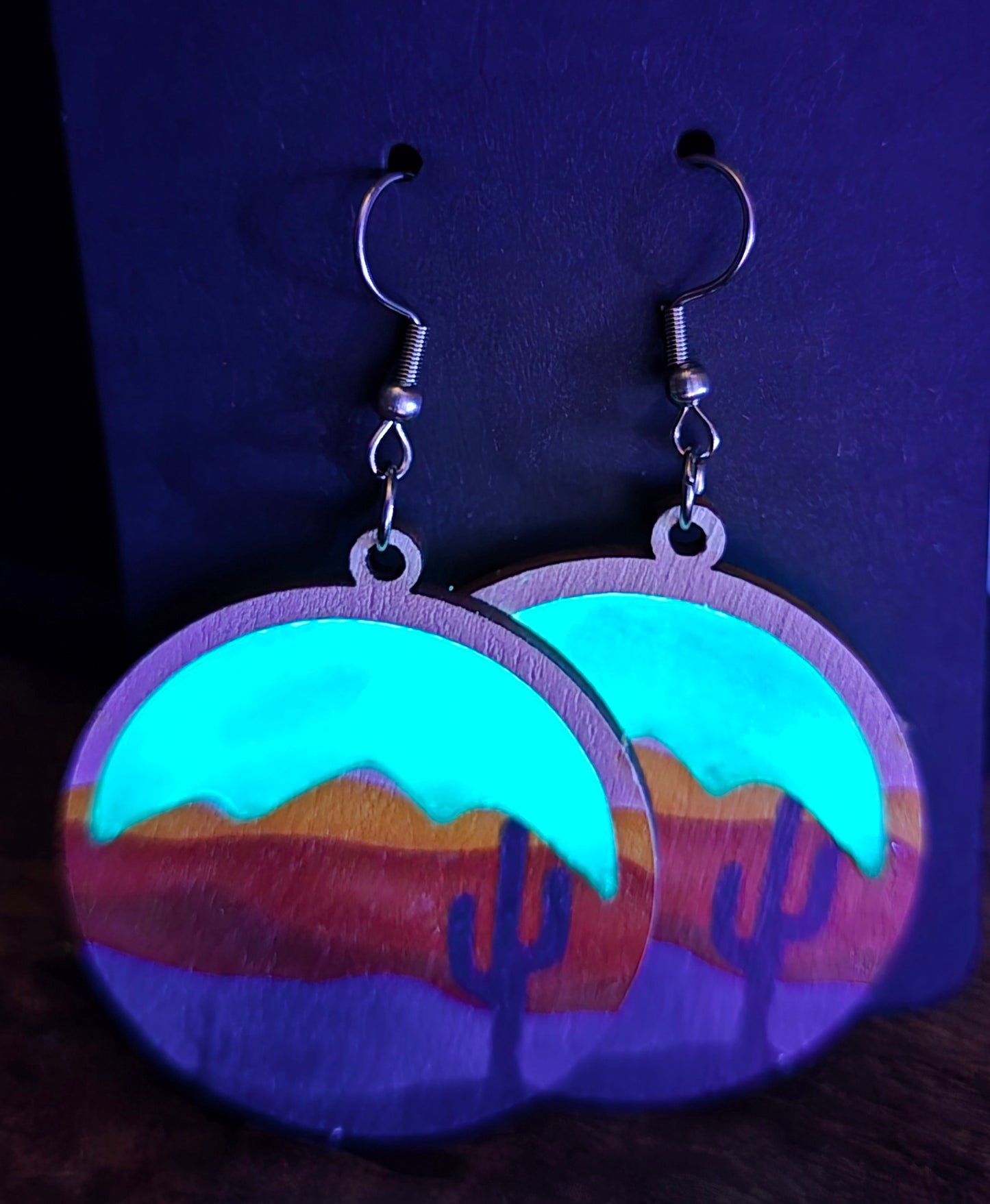ACR-Resin-Wood