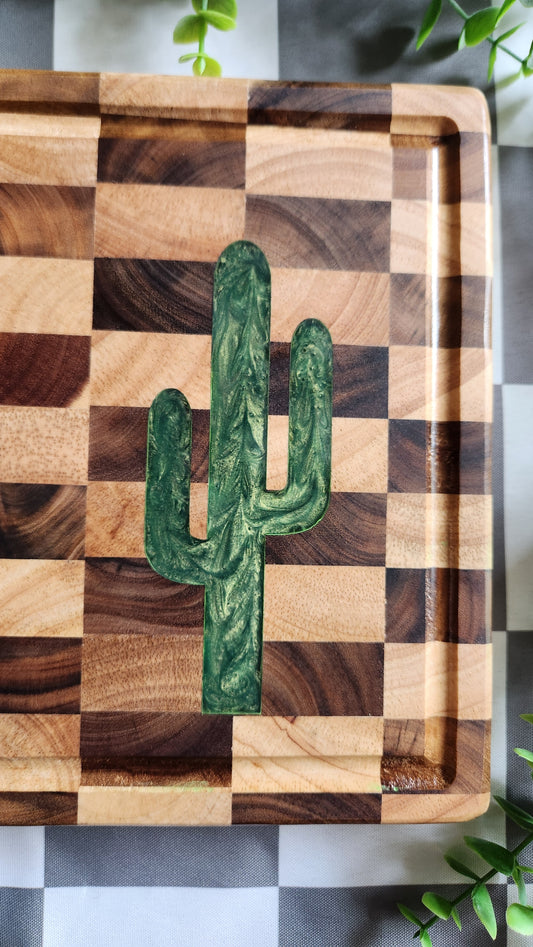 Checkered Cutting Board with Epoxy Inlay – 12” x 8” - The Laser Canvas