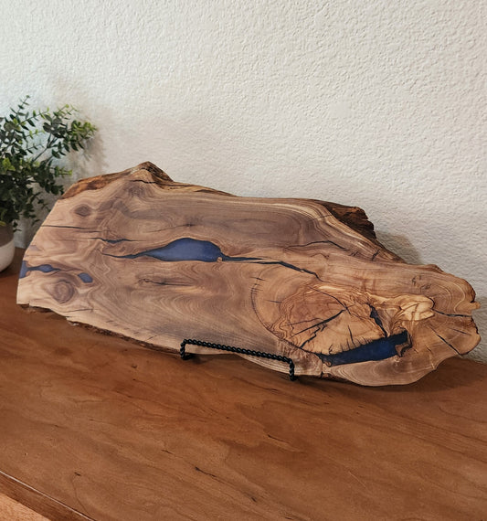 Live Edge Olive Wood & Deep Purple Resin Board – The Laser Canvas