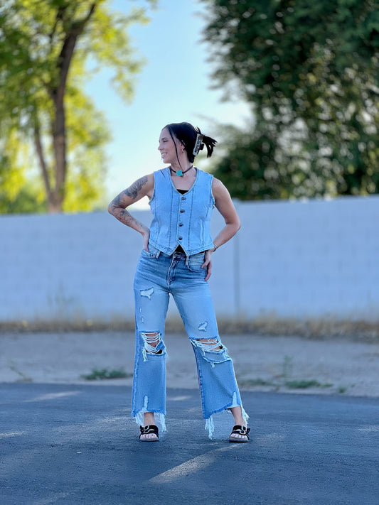 Distressed Petra Capri