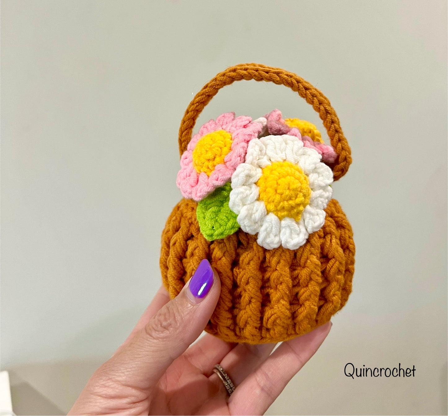 Crochet Daisy basket