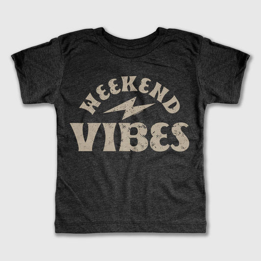 WEEKEND VIBES TEE- FIT FOR A PRINCE & CO.