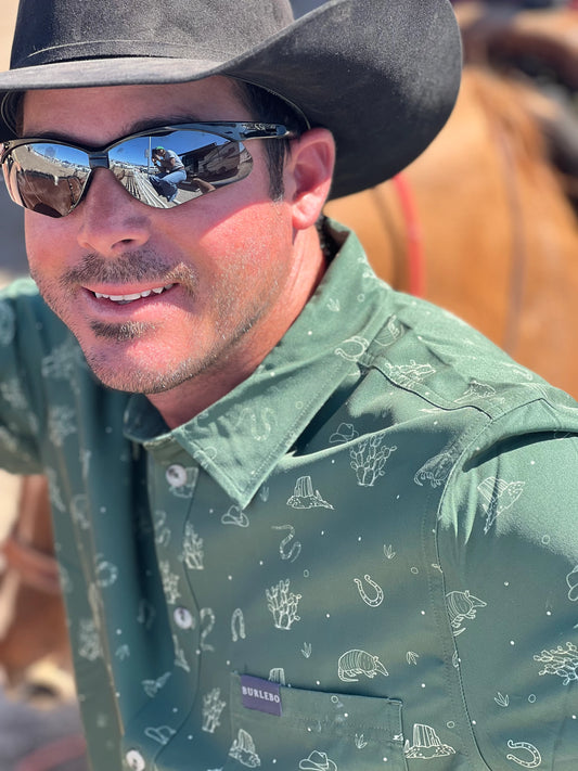 Out West Men’s Performance Button Up
