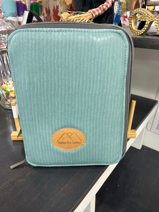 Aqua pirate tablet travel case