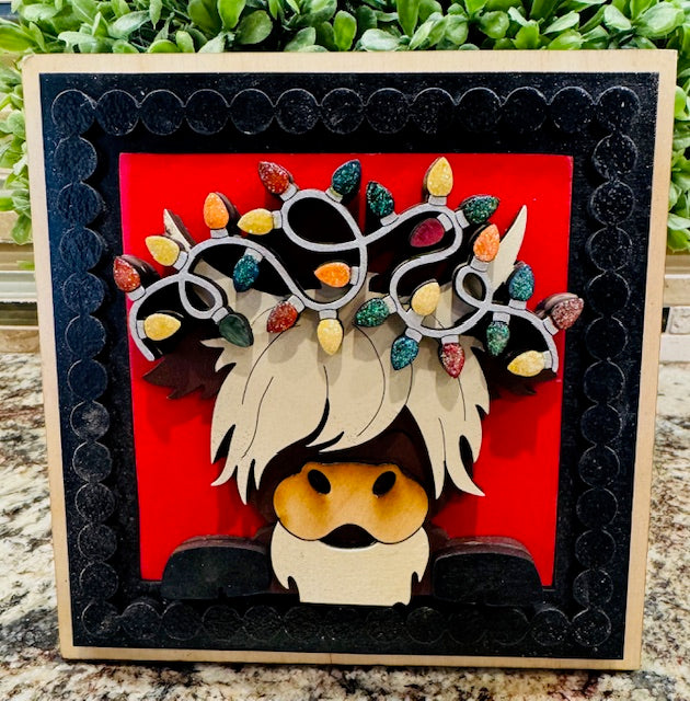 Interchangeable Leaning Frame Insert Highland Cow (Christmas On The Farm) - STV