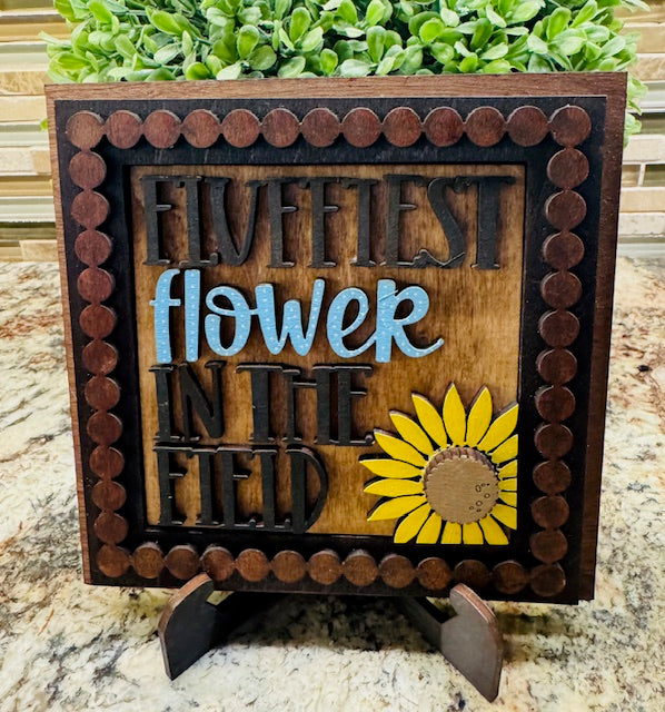 Interchangeable Leaning Frame Insert 4.25" Highland Cow (Sunflower Fields) - CHD