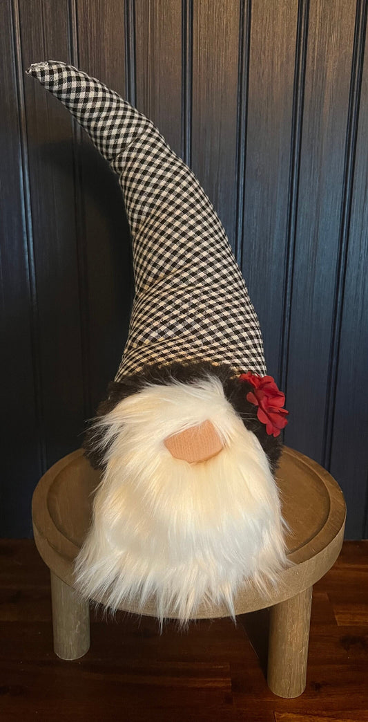 Gnoming Around: Gnome with Black/White check Hat