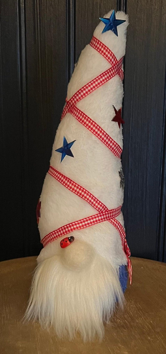 Gnoming Around: Gnome with While Hat & Stars