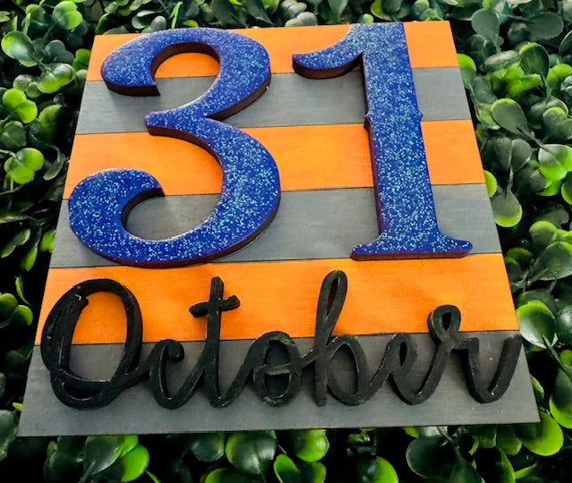 Interchangeable Leaning Frame Insert Oct 31st - STV