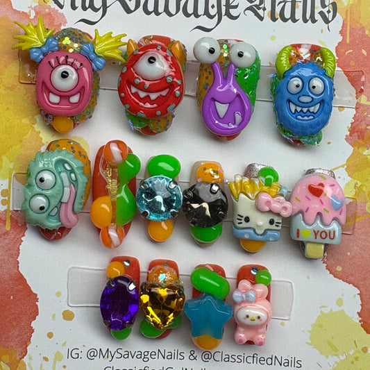 Monster Charms- 14:M/L -Savage Classicfied