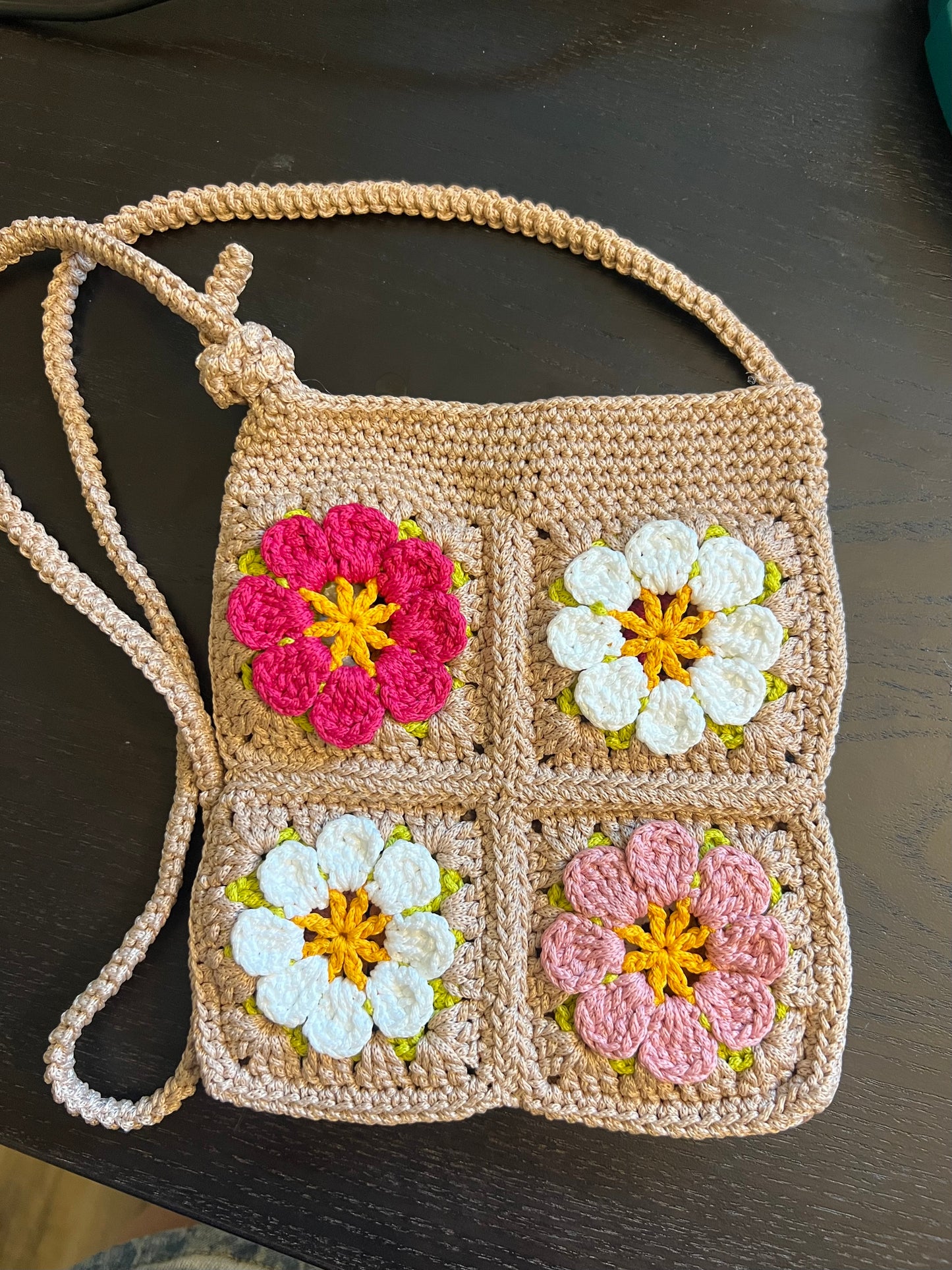 Granny square handbag