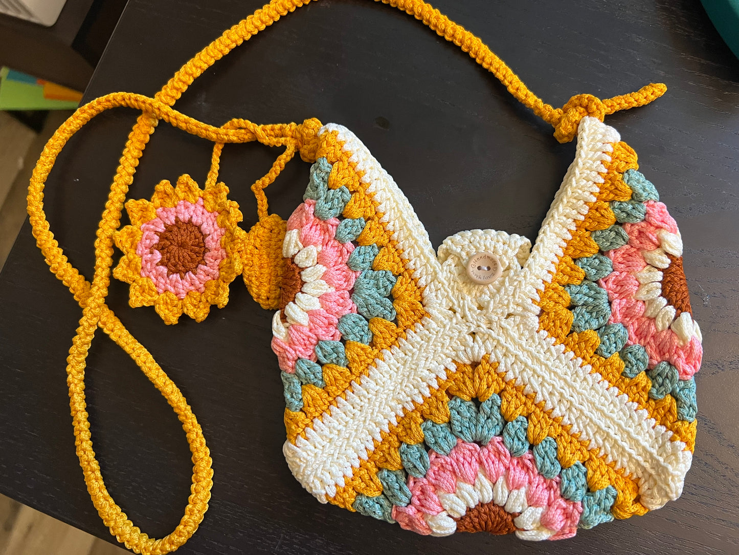 Granny square handbag