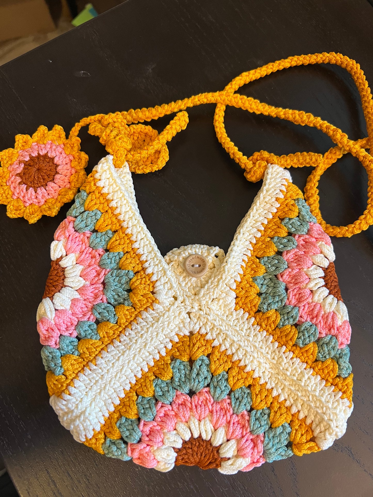 Granny square handbag