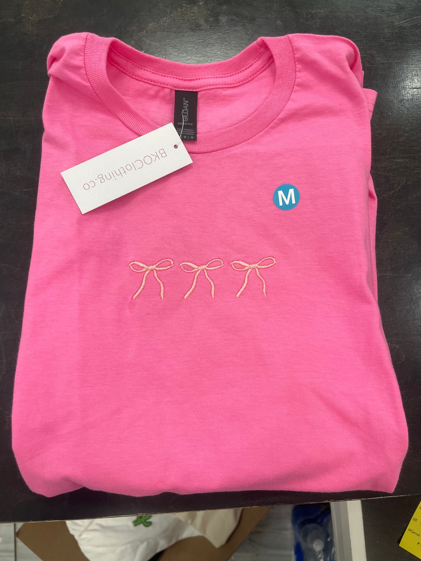 3 bow pink tshirt - BKOClothing.co