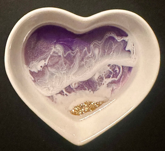 Sm Heart Dish Purple - Janine’s Resin Creations