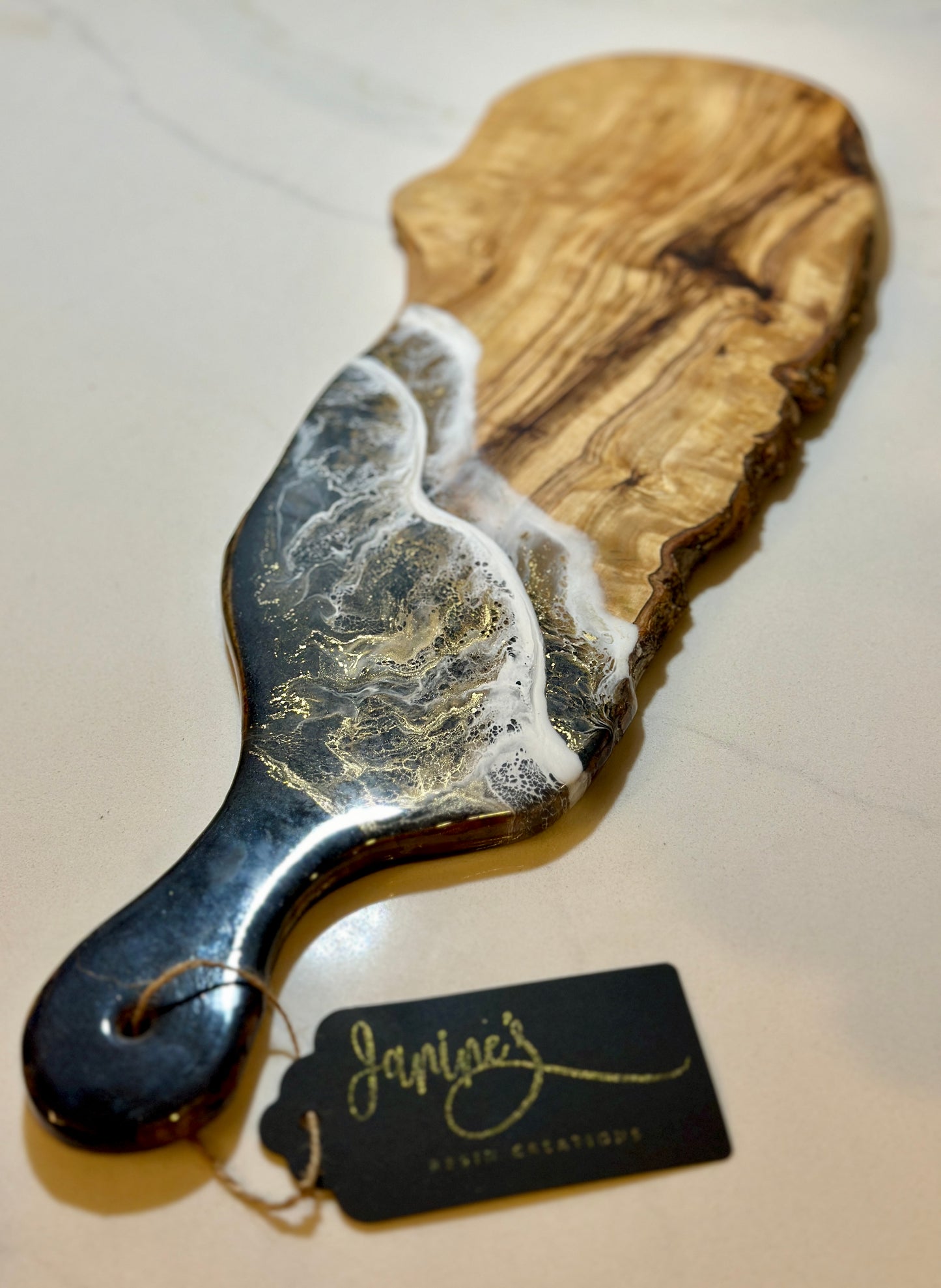 Olive Black & Gold Charcuterie Board