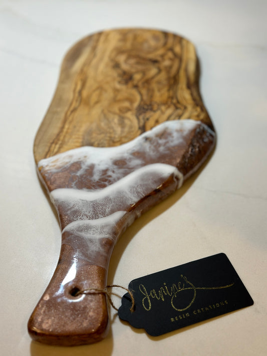 Olive Rose Gold Waves Charcuterie