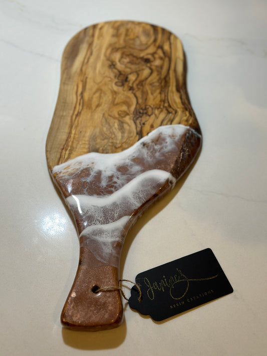 Olive Rose Gold Waves Charcuterie