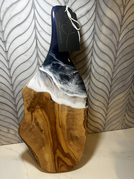 Ocean Waves Charcuterie Board - Janine's Resin Creations