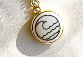 Ocean Beach Wave Necklace - Auggie & Friends